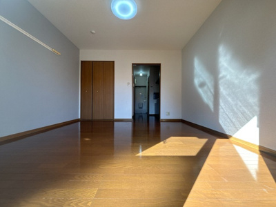 ★シンプルでレイアウトしやすいお部屋★