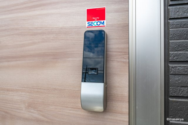 Jeunesseのエントランス