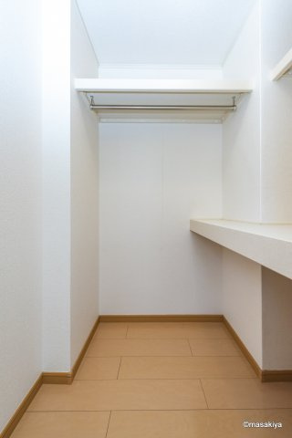 ガーデンハウス朝日山　Bの収納