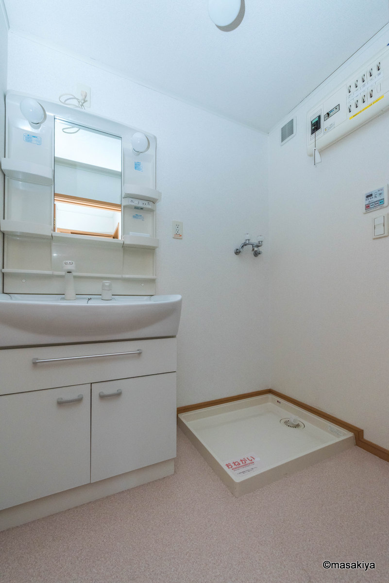 メルティー・アイⅡの洗面所|洗面・脱衣　シャンプードレッサー付き。