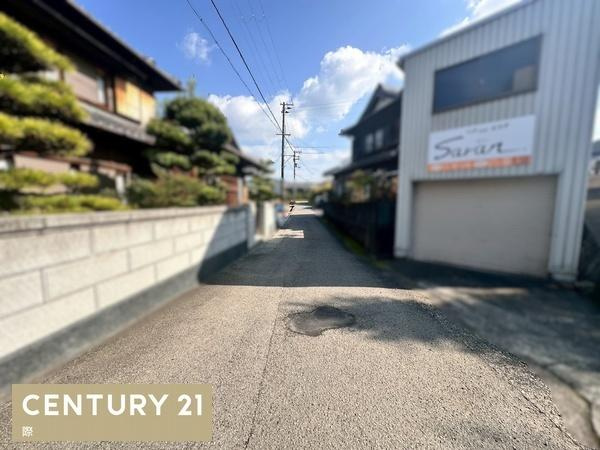 海南市九品寺　土地の前面道路含む現地写真