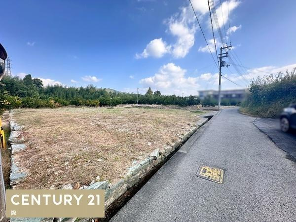 海南市九品寺　土地の前面道路含む現地写真