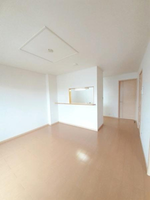 【居間・リビング】 | メゾン・ド・アンジュＢ