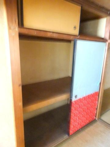 大阪市大正区平尾４丁目の事務所の収納|たっぷり収納！