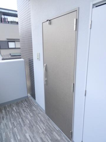 S-FORT大正リヴィエールの玄関|★表玄関です★