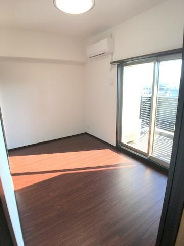 プレジオ大正（Aタイプ）の寝室