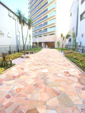 プレジオ大正（Aタイプ）のエントランス