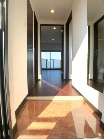 プレジオ大正（Aタイプ）の玄関