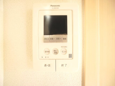 【セキュリティ】 | デスパシオＤ | 訪問者の確認ができるTVドアホン付きです♪