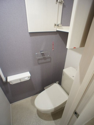 【トイレ】 | Ｎ－１Ｂ | 温水洗浄暖房便座機能付きです♪