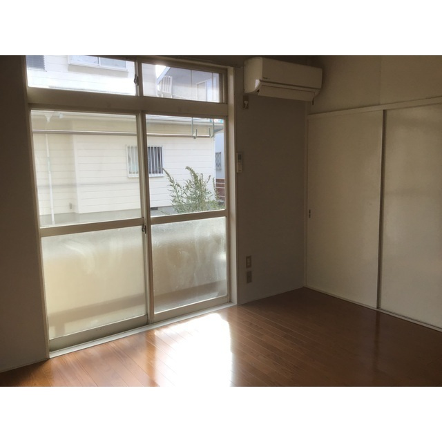 松下コーポの居間・リビング