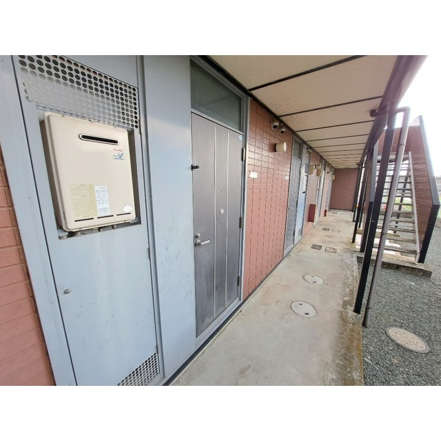 シャルマンAの玄関