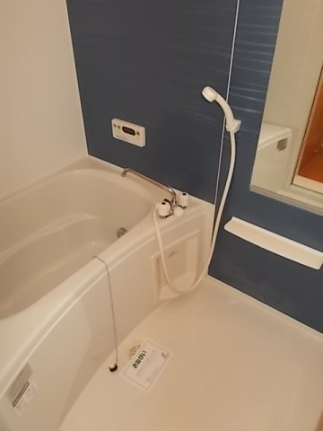 グラースメゾン泗水Ｃの浴室