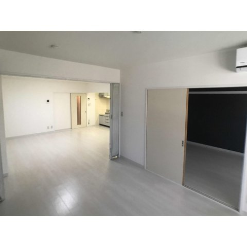 チェリーツリーパークマキの居間・リビング