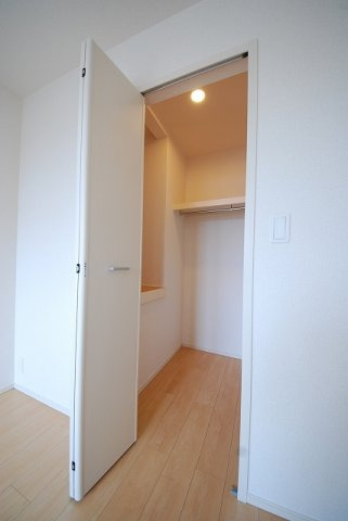 ＲＥＳＴ　ＷＯＯＤ　２の収納