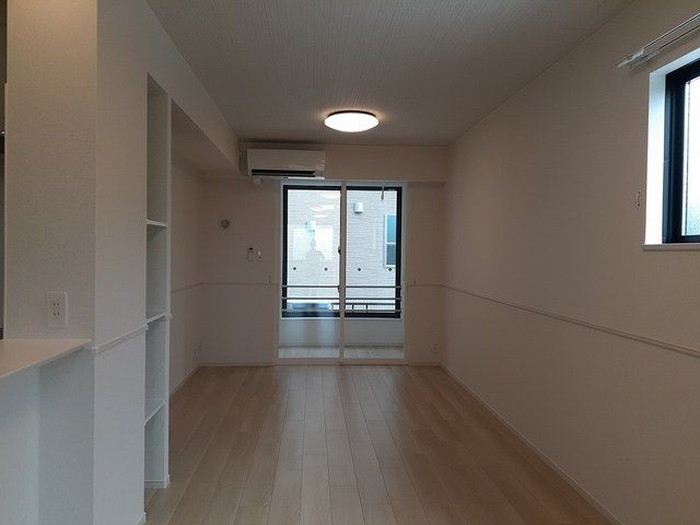 フランメゾン１８の居間・リビング