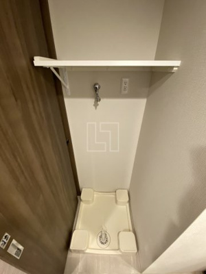 【洗面所】 | コンフォリア・リヴ北久宝寺Q | コンフォリア・リヴ北久宝寺Q　室内洗濯機置き場