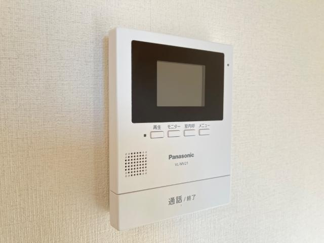 ルミエール　シャトーのセキュリティ|カメラ付インターホン