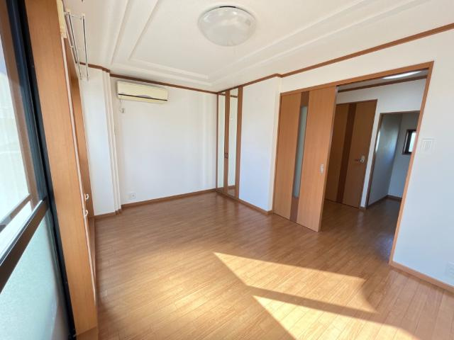 ルミエール　シャトーの居間・リビング|室内