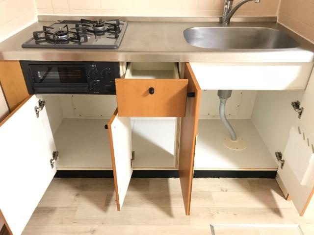 グランデール岩塚のキッチン|キッチン下部収納
