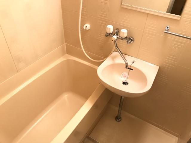 グランデール岩塚の浴室|バス