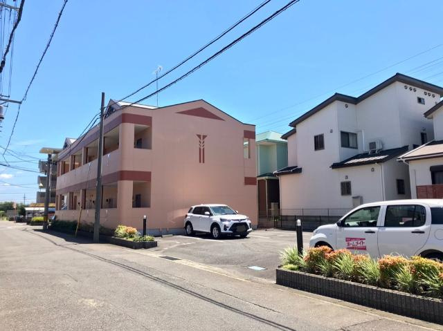 グランデール岩塚のその他共用部分|外観写真（昼）