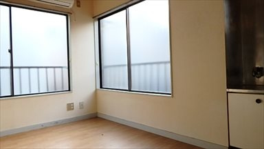 平井三松ハイムの居間・リビング|居間です