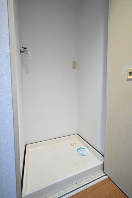 グリーンプラザ東あずまの設備|室内洗濯機置場