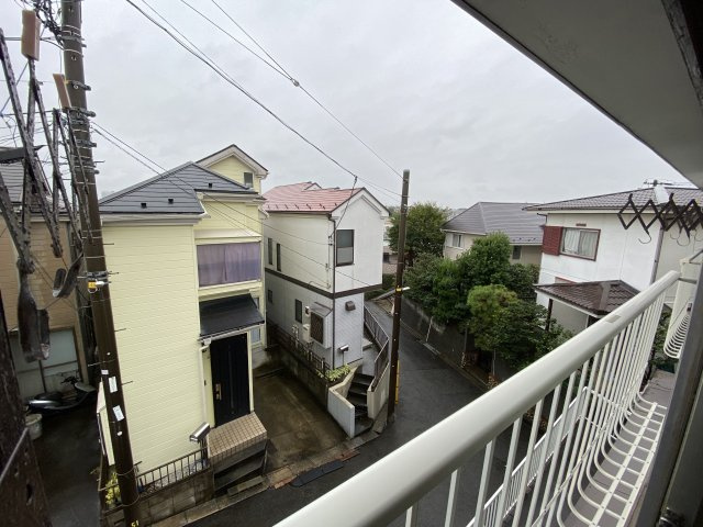 六ツ川サトーハウスのバルコニー|開放的で明るい空間を演出してくれるバルコニーです