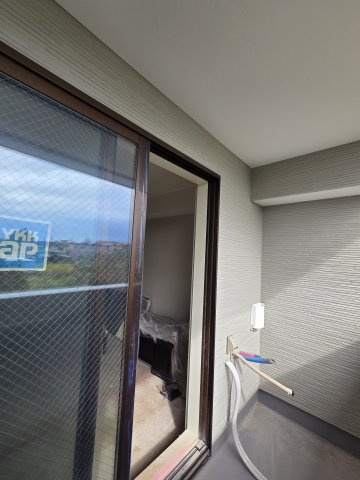 コンフォルトのバルコニー|開放的で明るい空間を演出してくれるバルコニーです