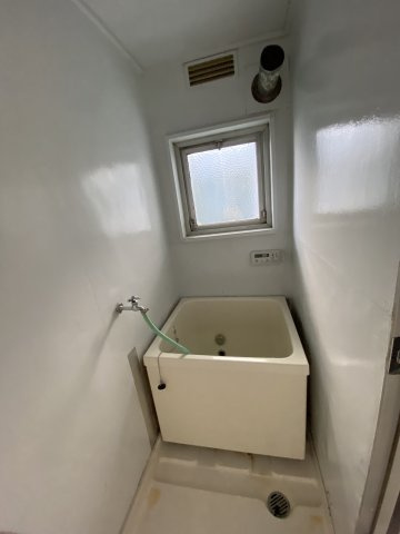 植田荘の浴室|ゆったり過ごせるお風呂です