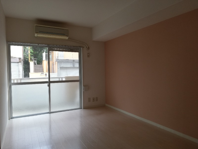 リエス成増の居間・リビング|こちらの居間で趣味の時間をお楽しみください