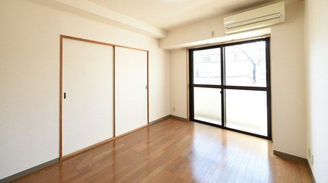 クレアパーク野方の洋室|個人の部屋や寝室として使える洋室です