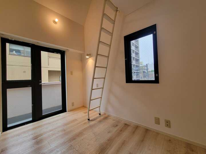 三鷹市下連雀３丁目の賃貸マンションの洋室|落ち着いた色調の洋室です