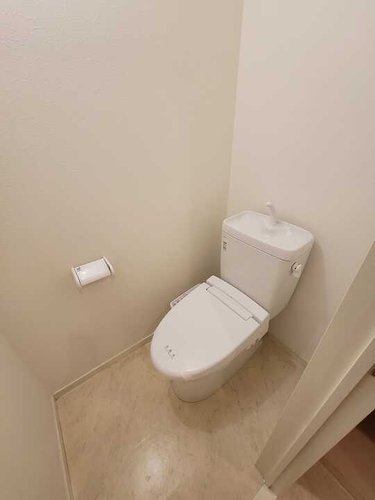 三鷹市下連雀３丁目の賃貸マンションのトイレ|トイレもきれいです