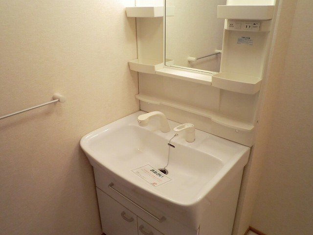 オルテンシアＣの洗面所