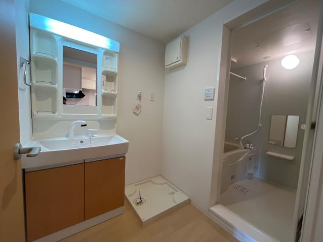 スターテラス花岡の洗面所|洗髪洗面化粧台