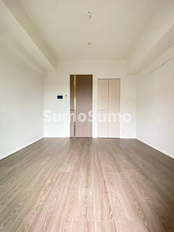 エンクレスト大手門GLOWの居間・リビング