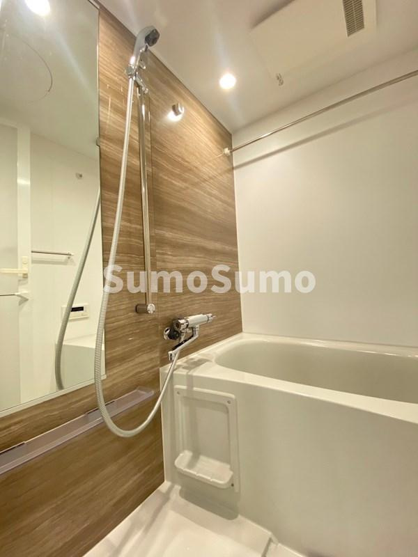 エンクレスト大手門GLOWの浴室