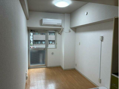 【居間・リビング】プラーズ南幸町Ⅰ 