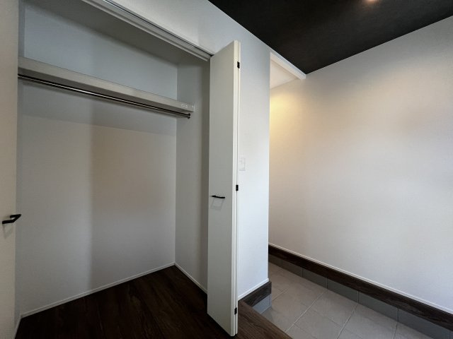 【玄関】 | 高知市瀬戸東町３丁目/１号棟