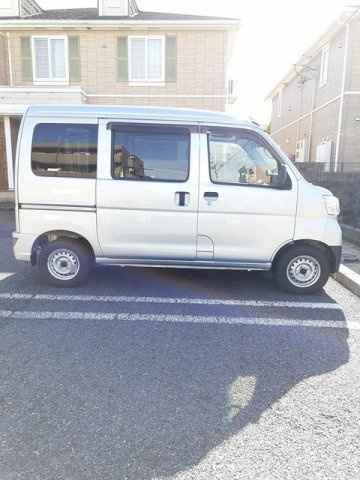 クライムの駐車場