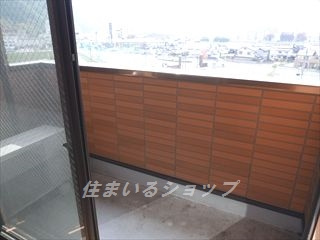 広島市安佐北区可部東１丁目のアパートのバルコニー
