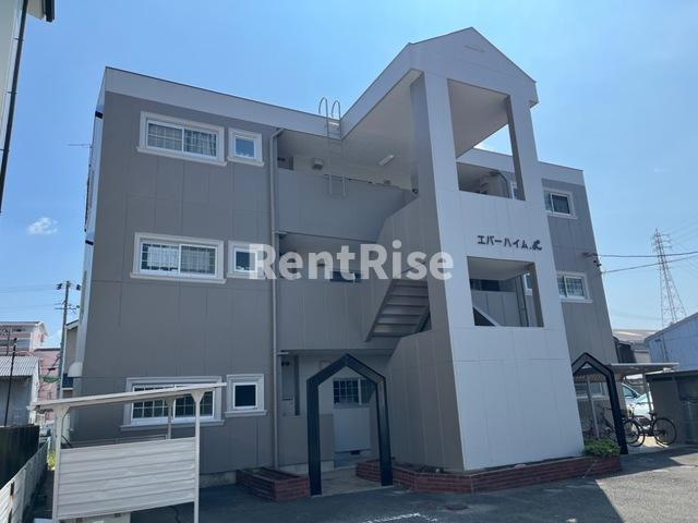 エバーハイムＬのエントランス|外観写真その他2