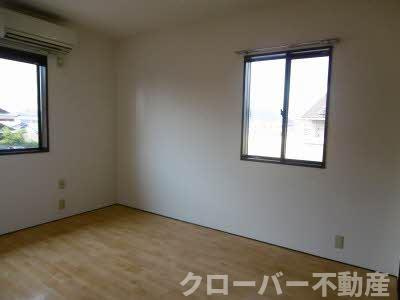 コスモタウン森岡 D棟の内装