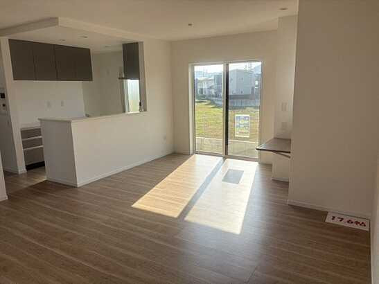 【居間・リビング】