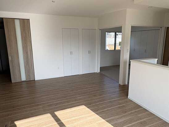 【居間・リビング】