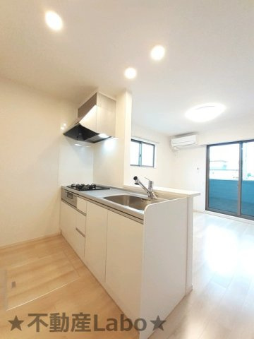 リヨン A　101のキッチン