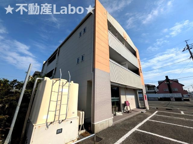 ルミエール北島の外観