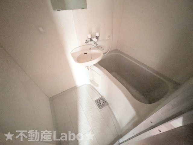 ルミエール北島の浴室